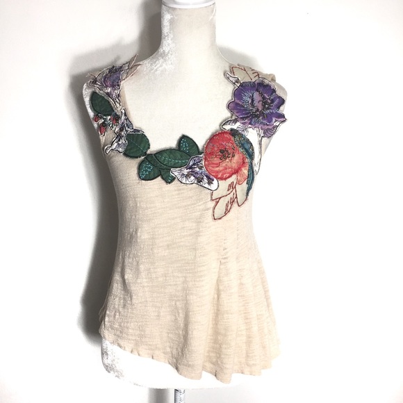 Anthropologie Tops - 🌻Anthro • Rio Rio floral appliqué knit top